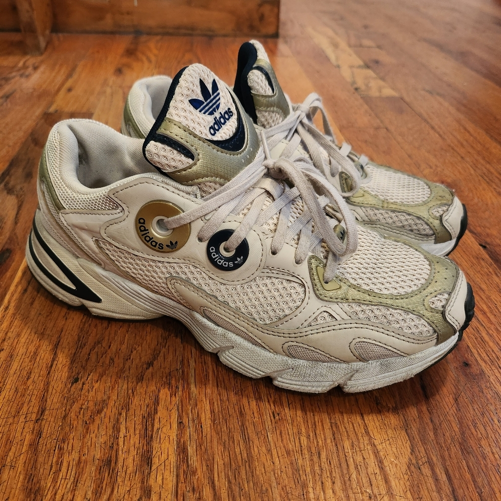 Adidas Astir